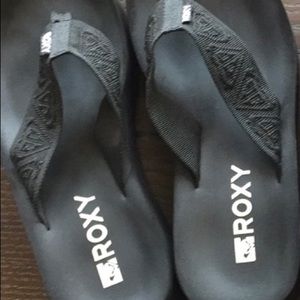 Black Roxy Platform Sandals